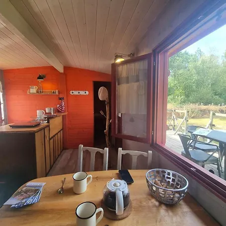 Roulotte Pittoresque 4 Pers Avec Animaux Admis, Draps Et Menage Inclus - Fr-1-496-308 Country house